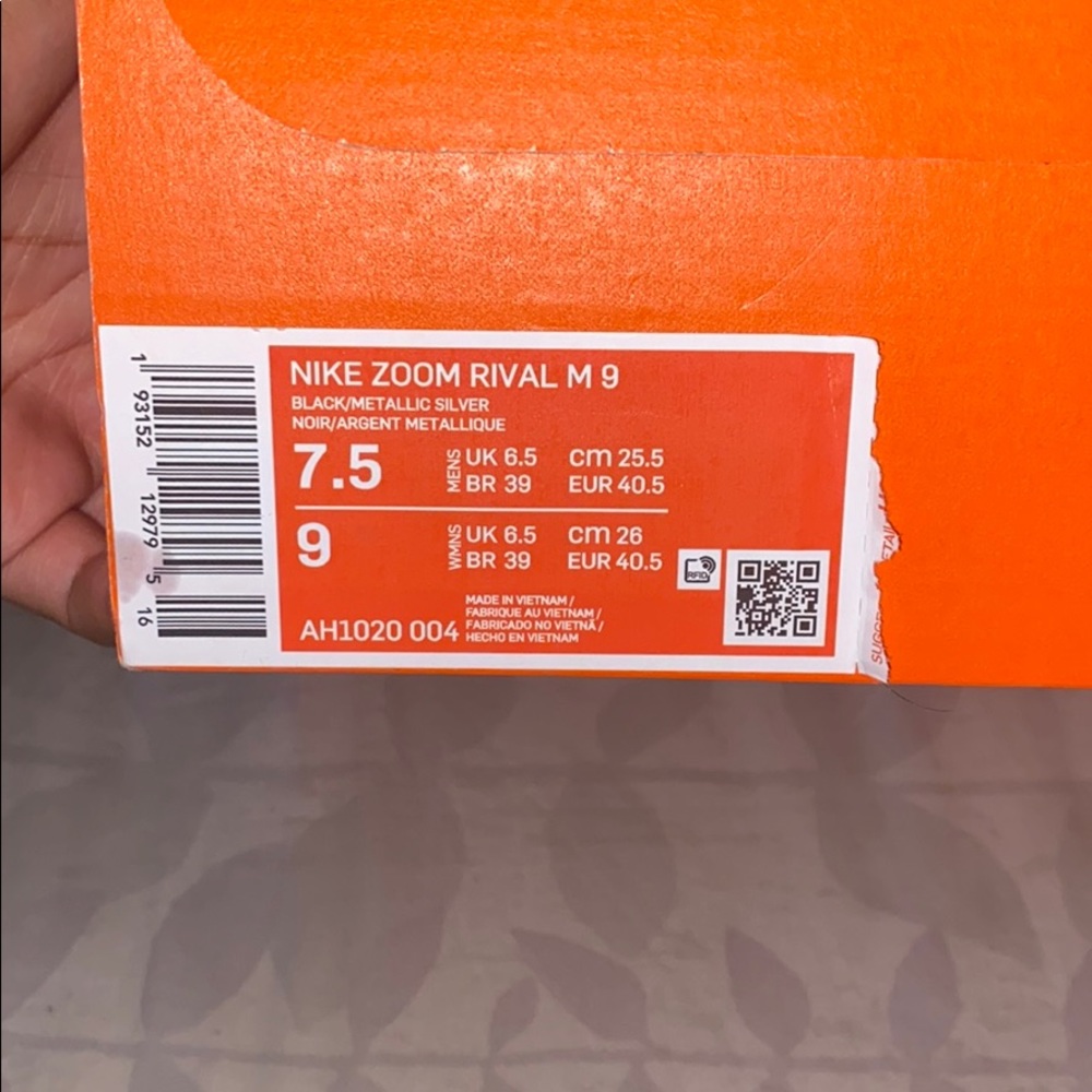 NIKE ZOOM RIVAL SPIKES